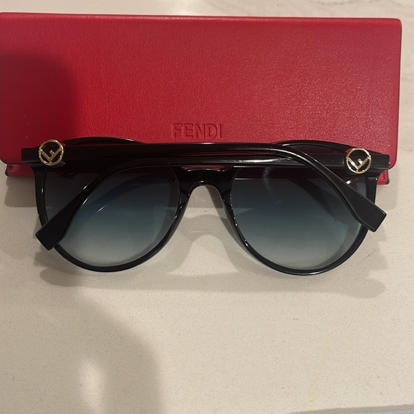 FENDI Acetate F Is Fendi FF Sunglasses FF 0310/F/S Black - Picture 10 of 13